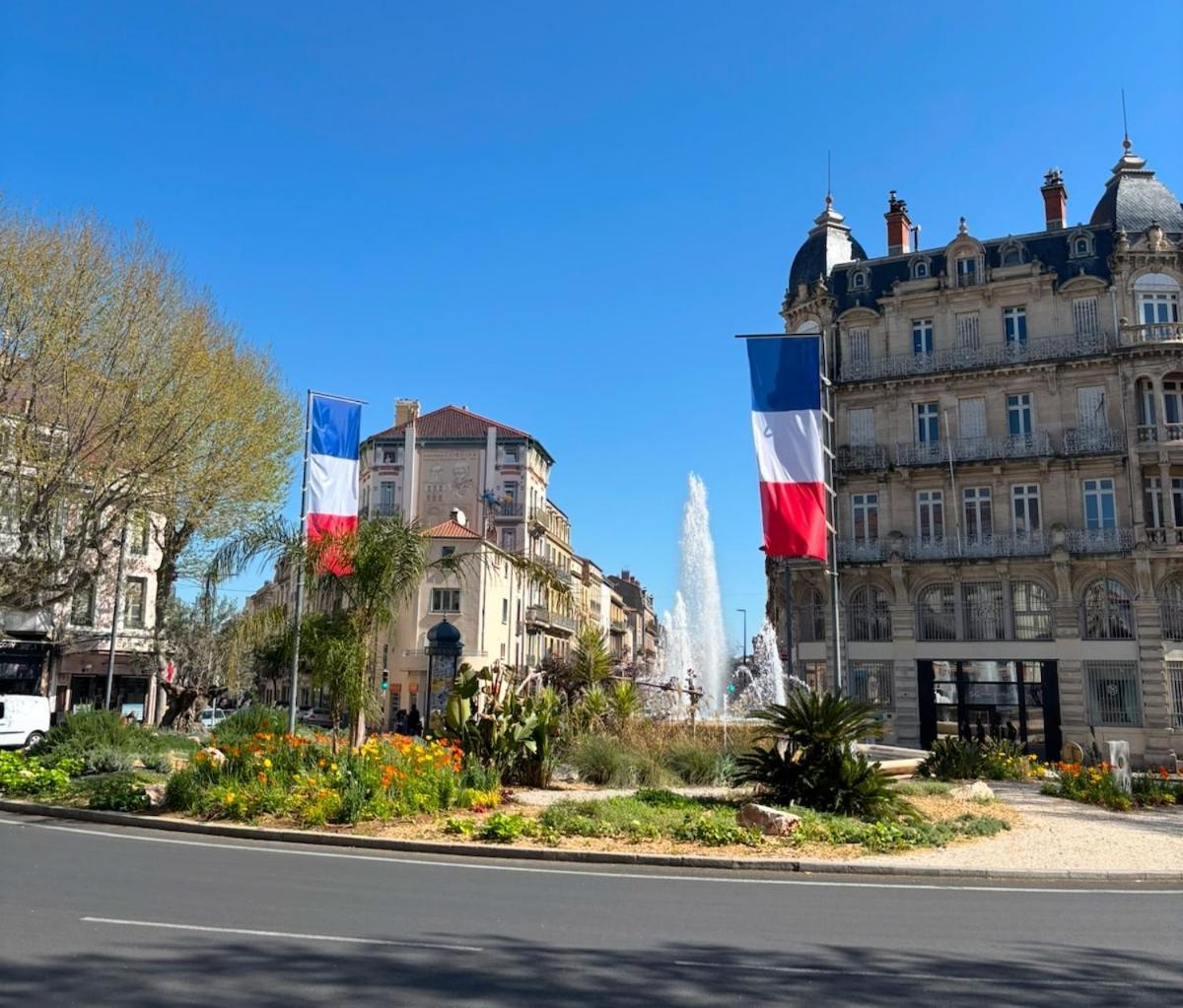 Grand Appartement De 100M2 -Allee Paul Riquet Beziers - 4Chambres - Wifi- Tv Connectee Eksteriør billede